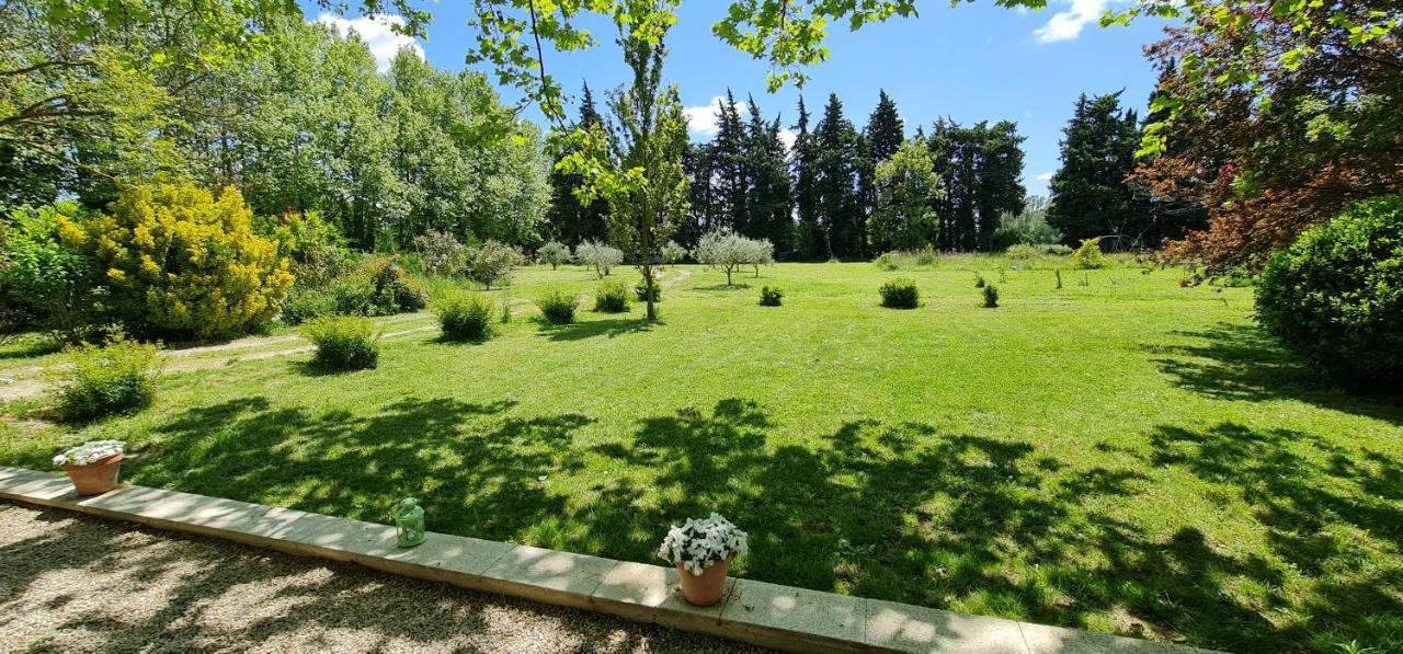 Apartamento mas de karlotte Pernes-les-Fontaines Exterior foto